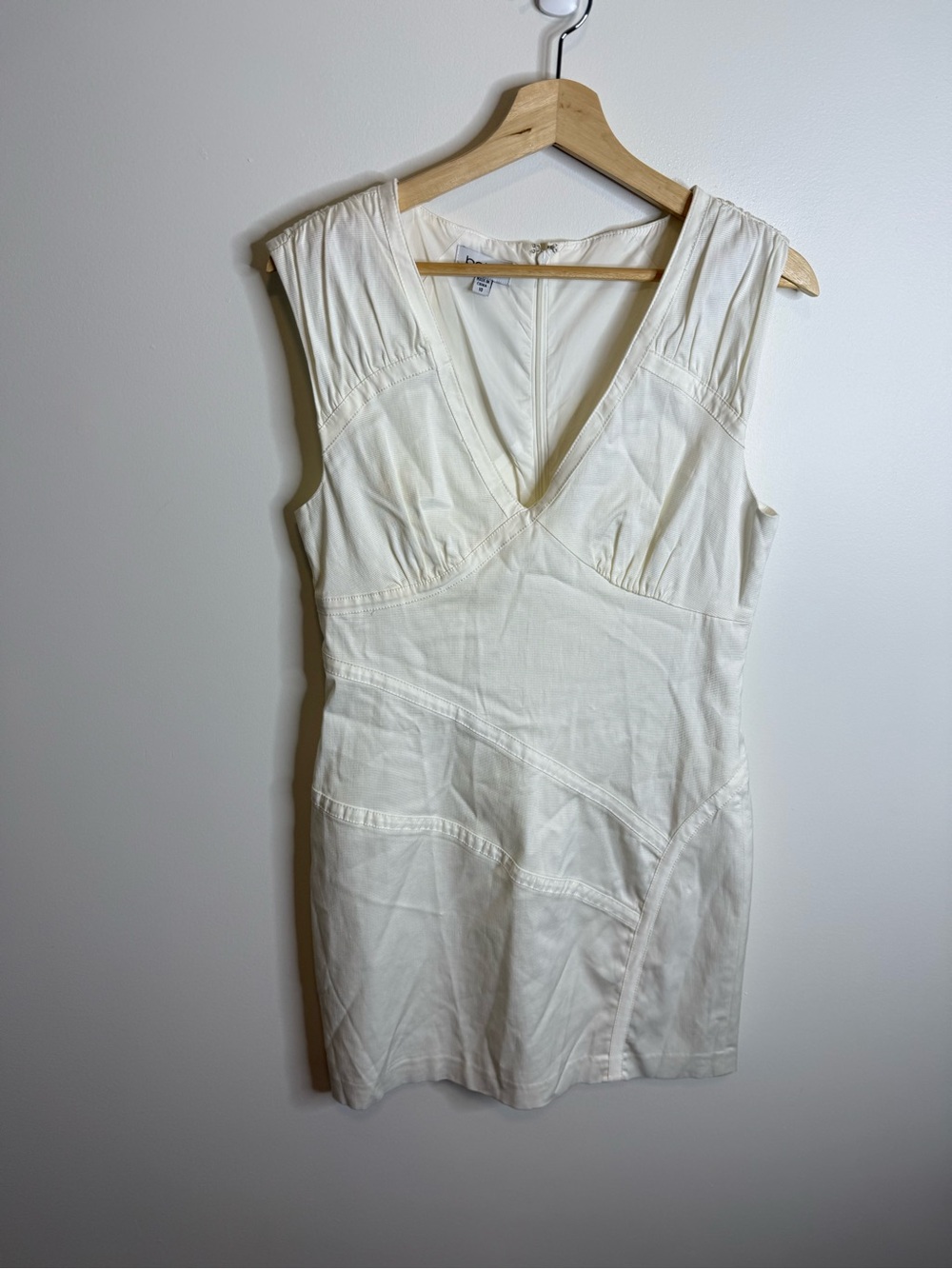 Bebe White Sleeveless V-Neck Bodycon Midi Dress size 10
